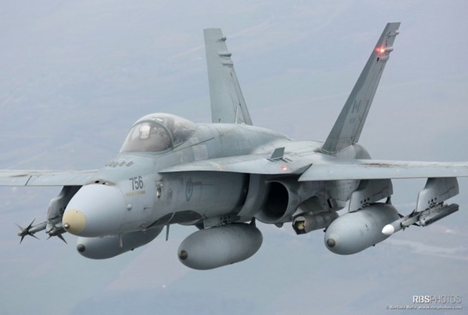 Nhìn gần máy bay chiến đấu NATO tuần tiễu khu vực Baltic - ảnh 3