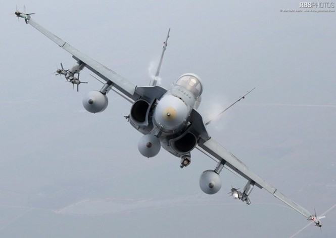Nhìn gần máy bay chiến đấu NATO tuần tiễu khu vực Baltic - ảnh 5