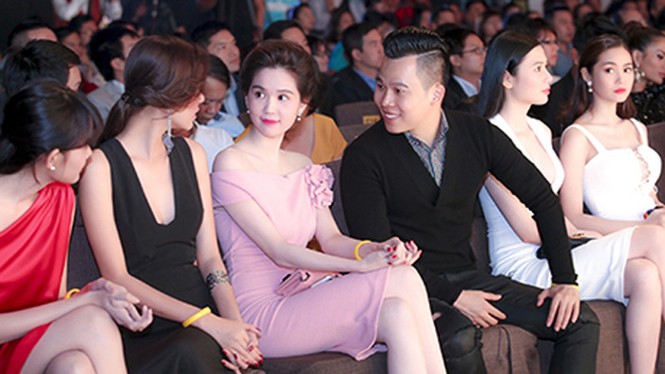 Trà Ngọc Hằng diện váy lộng lẫy lấn án dàn sao - ảnh 10