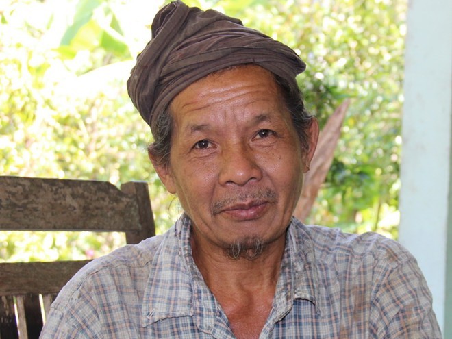 Ba anh em 'dị nhân' cả đời không cắt tóc ở miền Tây - ảnh 2
