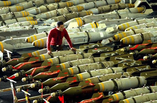 Tận mục qui trình lắp ráp ổ ạt bom thông minh JDAM Mỹ - ảnh 10