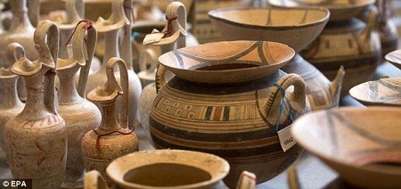Tìm thấy hơn 5.000 cổ vật quý có giá trị 1200 tỉ đồng - ảnh 2