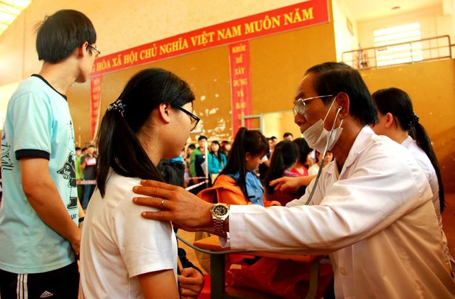 Sôi động chương trình Chủ Nhật Đỏ tại Đắk Lắk - ảnh 7