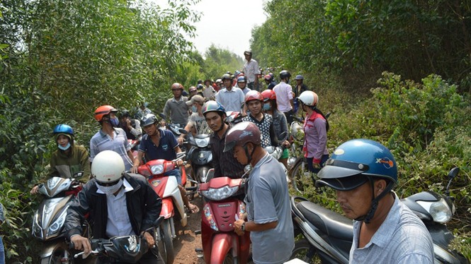 Trực thăng rơi ở TP.HCM, 4 sĩ quan hy sinh - ảnh 6
