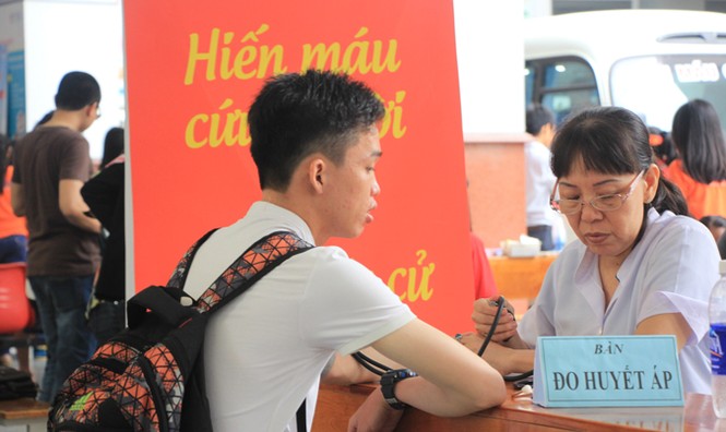 Hành trình Đỏ TPHCM 2016 góp hơn 700 đơn vị máu - ảnh 4