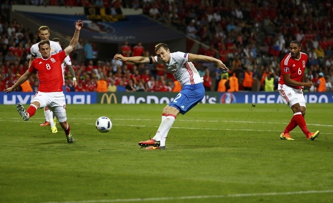 EURO 2016: Chiến địa chôn vùi những 'đại pháo' - ảnh 7