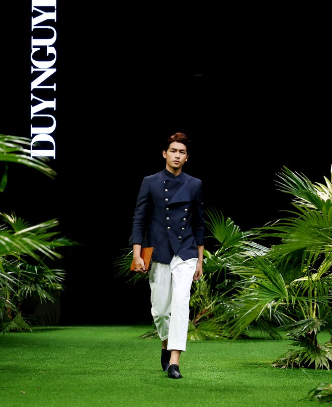 Vietnam Fashion Week: Xanh mướt xuân hè châu Á nhiệt đới mới - ảnh 1