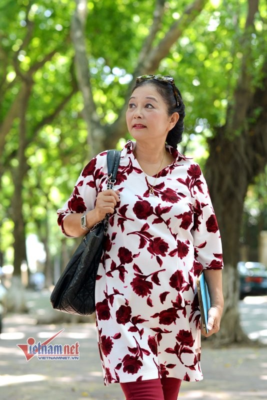 Nhan sắc của Đại tá Công an thủ vai 'Ni cô Huyền Trang' - ảnh 2
