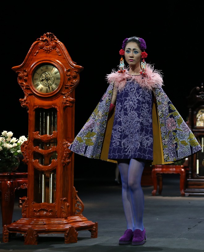Vietnam Fashion Week Xuân Hè đêm cuối: Thời gian lắng đọng - ảnh 3