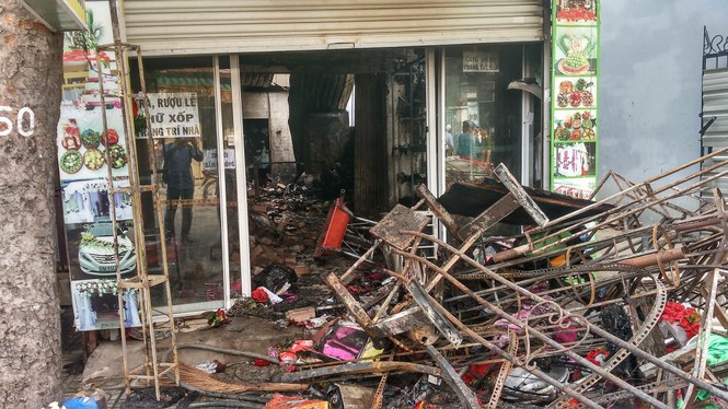 Sốc với hiện trường vụ cháy làm bé gái và bố mẹ tử vong - ảnh 7