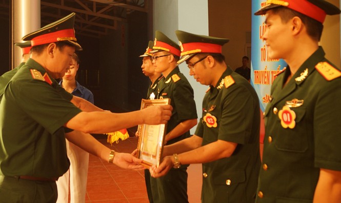 Sôi động hội thi cán bộ Đoàn giỏi - ảnh 1