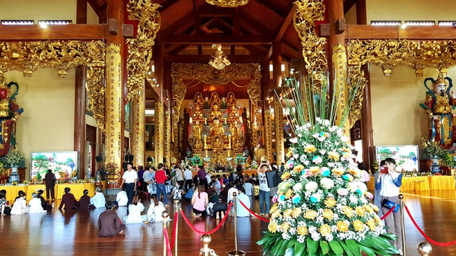 Hàng vạn người tham gia 'Lễ hội hoa cúc' - ảnh 3