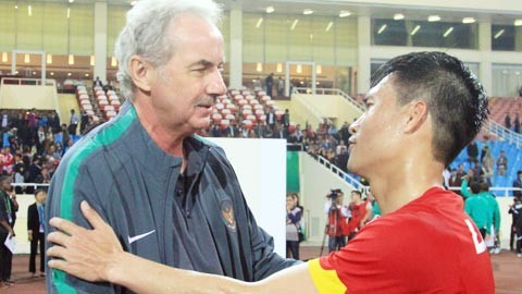 HLV Nguyễn Hữu Thắng trải lòng về người thầy Riedl - ảnh 1