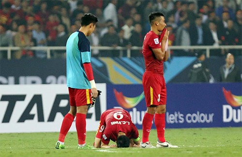 Công Vinh tuyên bố giải nghệ - ảnh 2