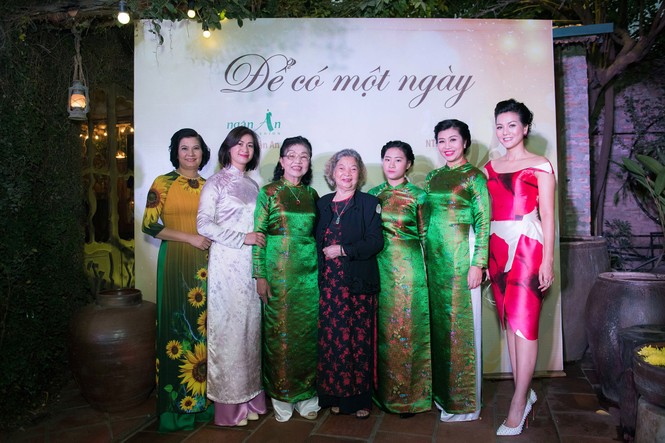 Đêm thời trang hội tụ những người mẫu đời đầu - ảnh 2