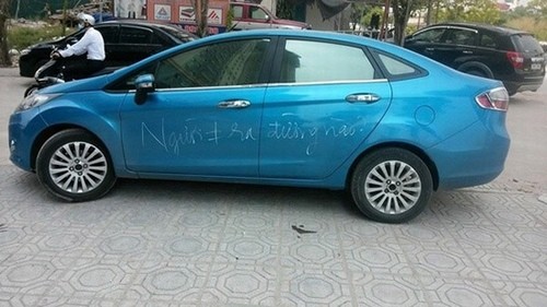 Tranh luận trái chiều với kiểu ‘trừng phạt’ đỗ ô-tô sai chỗ - ảnh 7