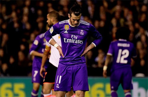 Real thua Valencia, cuộc đua Liga lại rộng mở cho Barca - ảnh 2