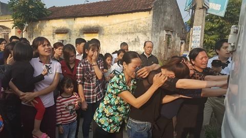 Quê nhà đón bé bị sát hại ở Nhật ngập nước mắt - ảnh 2