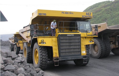 Chiêm ngưỡng dàn siêu xe tải giá 100 tỷ đồng ở Việt Nam - ảnh 3