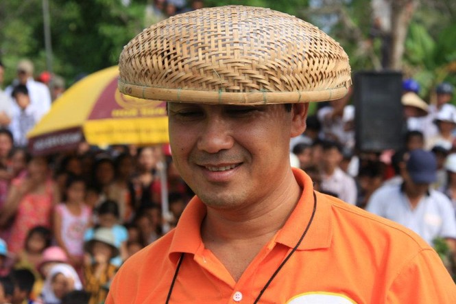 MC Quyền Linh: Cú điện thoại 2h đêm và lời đe dọa tự tử - ảnh 2