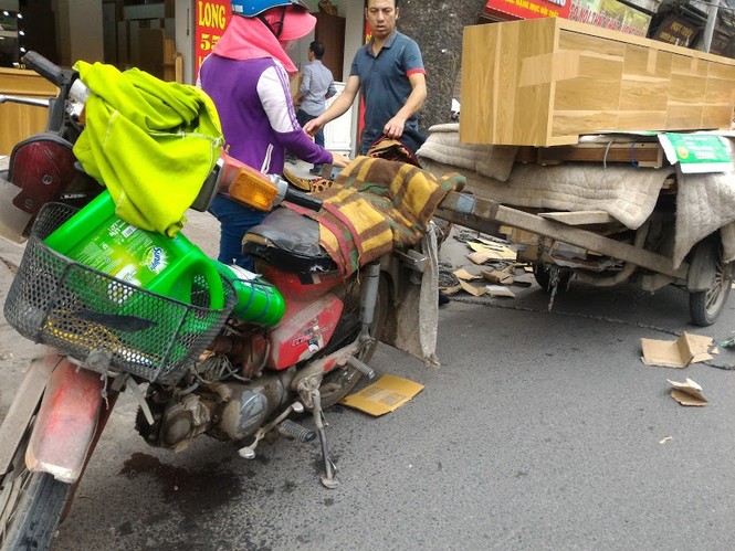 Những chiếc xe 'dã chiến' giữa lòng Thủ đô - ảnh 10