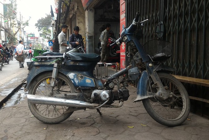 Những chiếc xe 'dã chiến' giữa lòng Thủ đô - ảnh 12