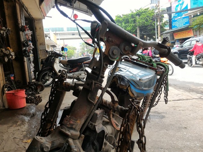 Những chiếc xe 'dã chiến' giữa lòng Thủ đô - ảnh 14