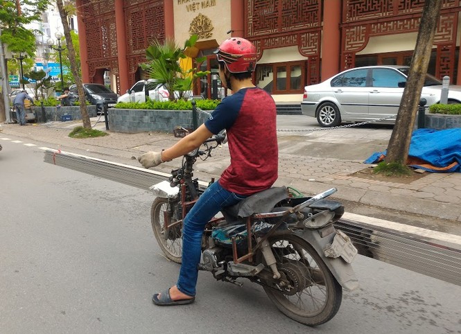 Những chiếc xe 'dã chiến' giữa lòng Thủ đô - ảnh 3