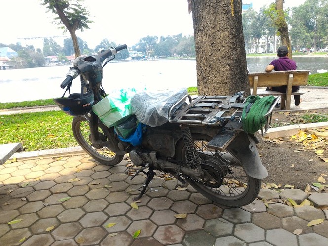 Những chiếc xe 'dã chiến' giữa lòng Thủ đô - ảnh 9