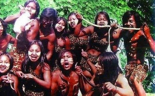 9 tộc người kỳ dị khiến bạn chẳng thể nào tin nổi - ảnh 4