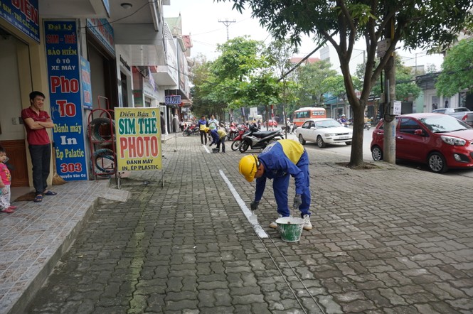 Mục kích ngày đầu ra quân dẹp loạn vỉa hè tại Vinh - ảnh 3