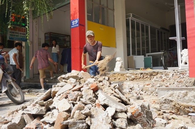 Mục kích ngày đầu ra quân dẹp loạn vỉa hè tại Vinh - ảnh 4