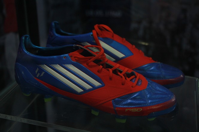 Nhìn gần 'bảo vật' của Champions League tại Sài Gòn - ảnh 9