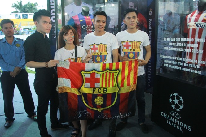 Nhìn gần 'bảo vật' của Champions League tại Sài Gòn - ảnh 13