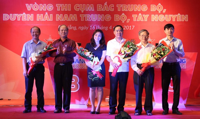 Bình Định, Quảng Ngãi chiến thắng Ánh sáng soi đường cụm miền Trung - ảnh 1