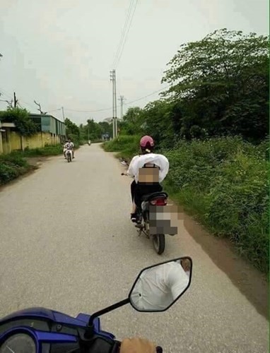 Thiếu nữ gây choáng với mốt thời trang ‘tả tơi’ khoe thân trên phố - ảnh 5
