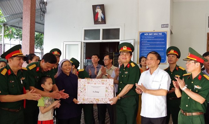 Chăm lo đời sống hội viên phụ nữ - ảnh 1