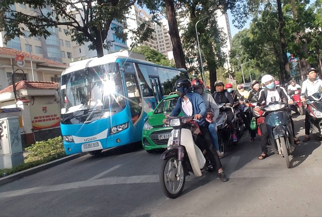 Lãnh đạo CSGT TPHCM nói gì về tình trạng kẹt xe? - ảnh 1