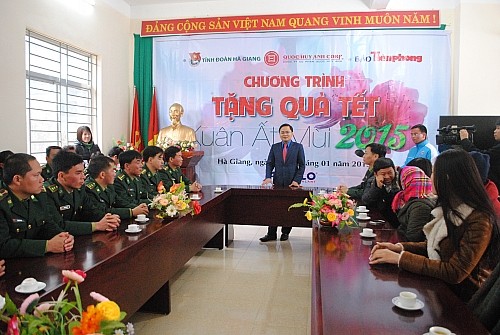 Xuân ấm nơi địa đầu Tổ quốc - ảnh 3