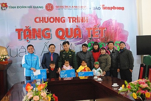 Xuân ấm nơi địa đầu Tổ quốc - ảnh 4