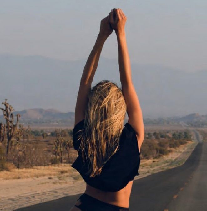 Natalie Roser, Maxim - ảnh 6
