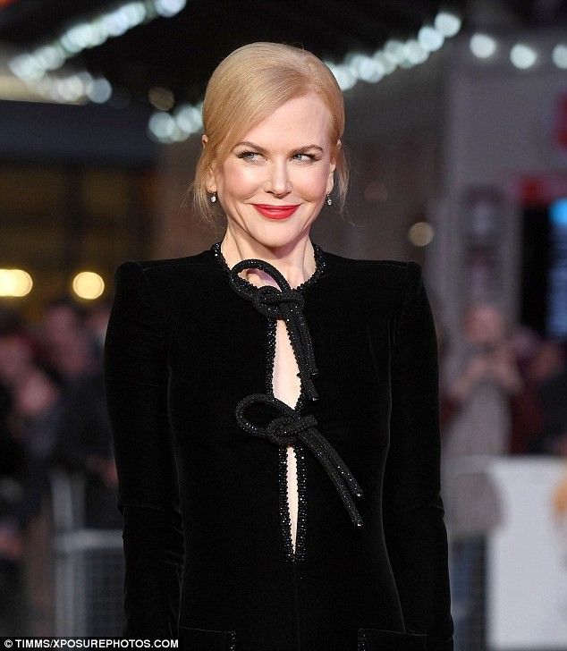 bộ phim,Nicole Kidman,trình chiếu,khách mời,say mê,photo,Australia,London, Dev Patel, Triệu phú khu ổ chuột, phim Lion, thiên nga nước Úc - ảnh 1