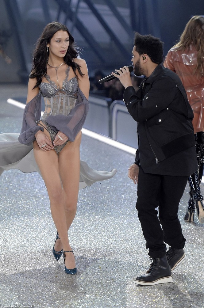 người đẹp,vẻ đẹp,trình diễn,Victoria’s Secret,Irina Shayk,catwalk,chân dài, nội y , Gigi Hadid, Kendall Jenner - ảnh 11