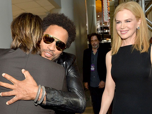 Hậu ly dịTom Cruise, Nicole Kidman từng đính hôn bí mật với Lenny Kravitz - ảnh 14