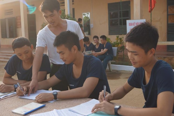 Cận cảnh một ngày của học viên áo lính - ảnh 3