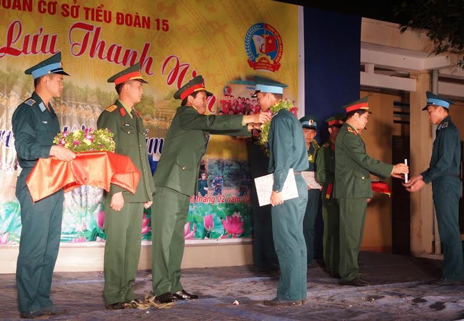 Cận cảnh một ngày của học viên áo lính - ảnh 8