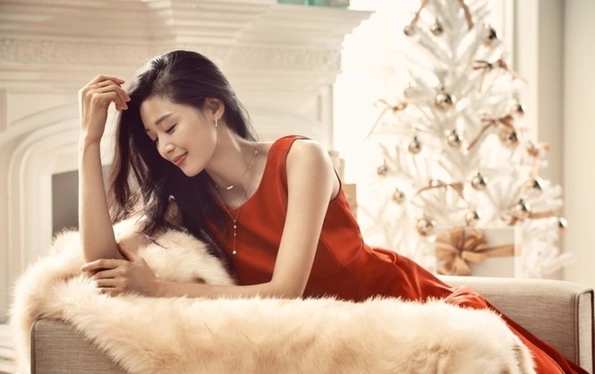 Nhan sắc U40 đầy quyến rũ của ‘nàng tiên cá” Jun Ji Hyun - ảnh 3