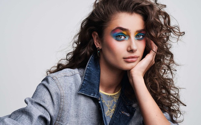 Xao xuyến sắc vóc quyến rũ của 'đóa hồng' Taylor Hill - ảnh 21