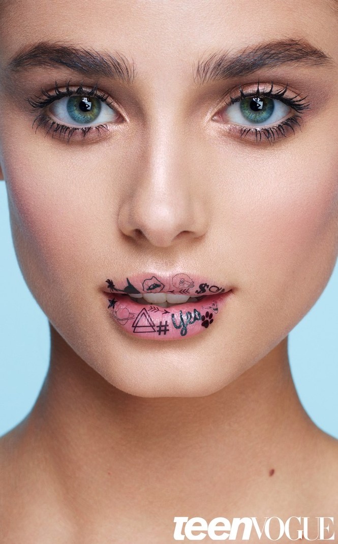 Xao xuyến sắc vóc quyến rũ của 'đóa hồng' Taylor Hill - ảnh 18