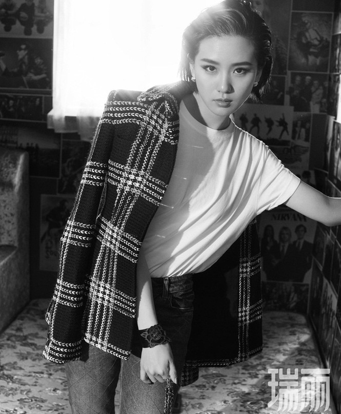 'Tiên nữ' Lưu Thi Thi quyến rũ ở mọi góc nhìn - ảnh 5